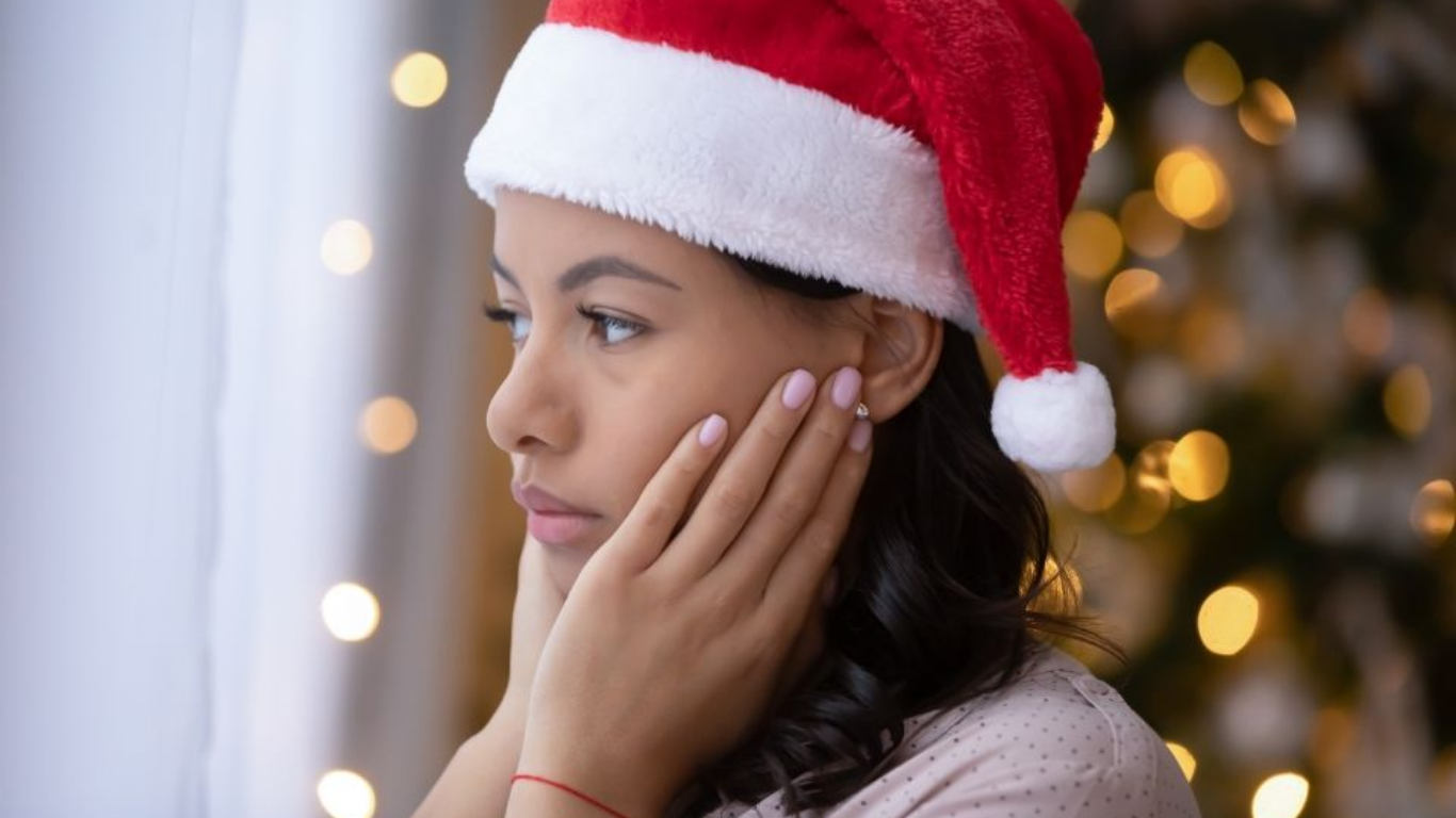 El agotamiento navideño es real: por qué diciembre te drena y cómo recuperarte